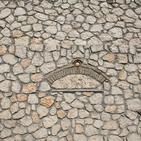 公寓式酒店 Marathes 4*