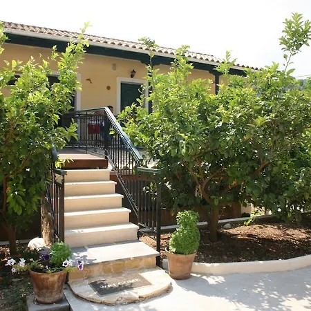 公寓式酒店 Marathes Áyios Nikítas