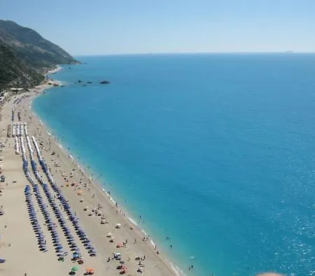 Marathes Άγιος Νικήτας