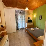 Apart Otel Marathes