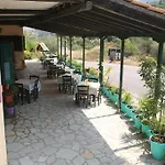 Marathes Apart Otel 4*