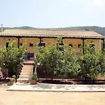 Apart Otel Marathes