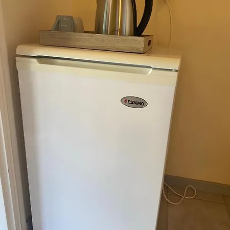 Marathes Apart Otel Áyios Nikítas