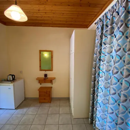 Apart Otel Marathes 4*