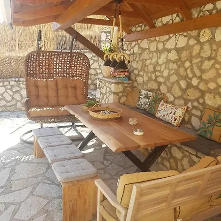 Apart Otel Marathes 4*