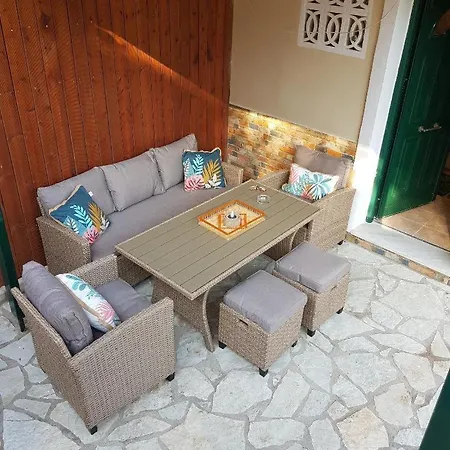 Apart Otel Marathes 4*