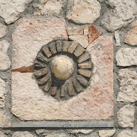 Apart Otel Marathes 4*