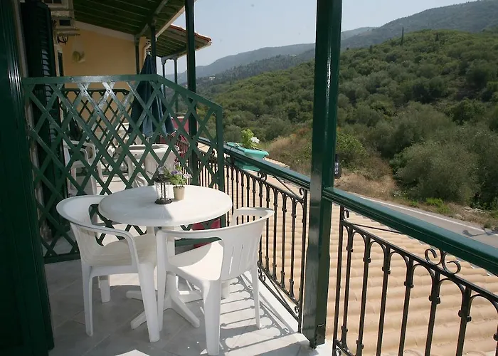 Hotel de apartamente Marathes Áyios Nikítas